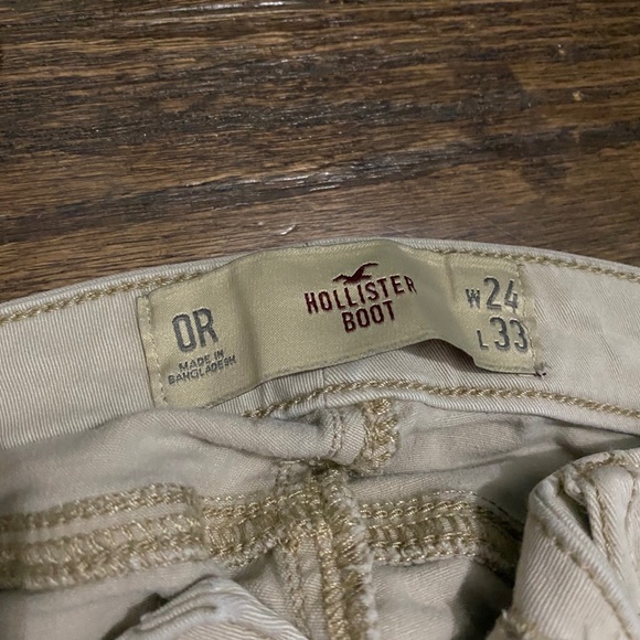 Hollister khaki pants - Picture 2 of 3